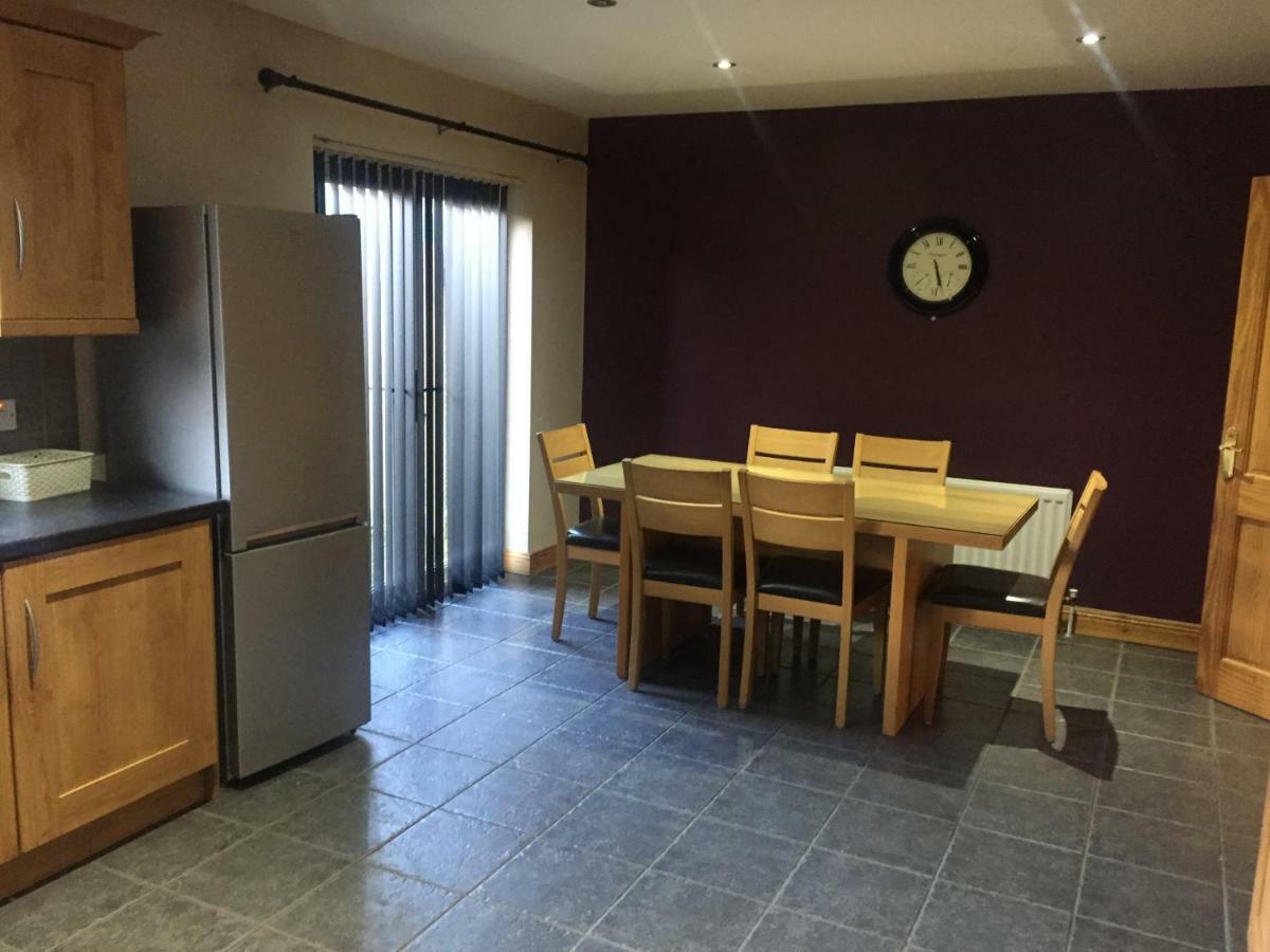 Glendona Lodge Glenavy Exterior foto